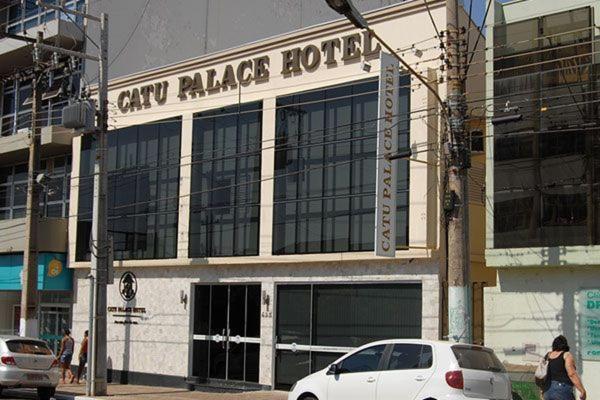Catu Palace Hotel Rondonopolis Exterior photo